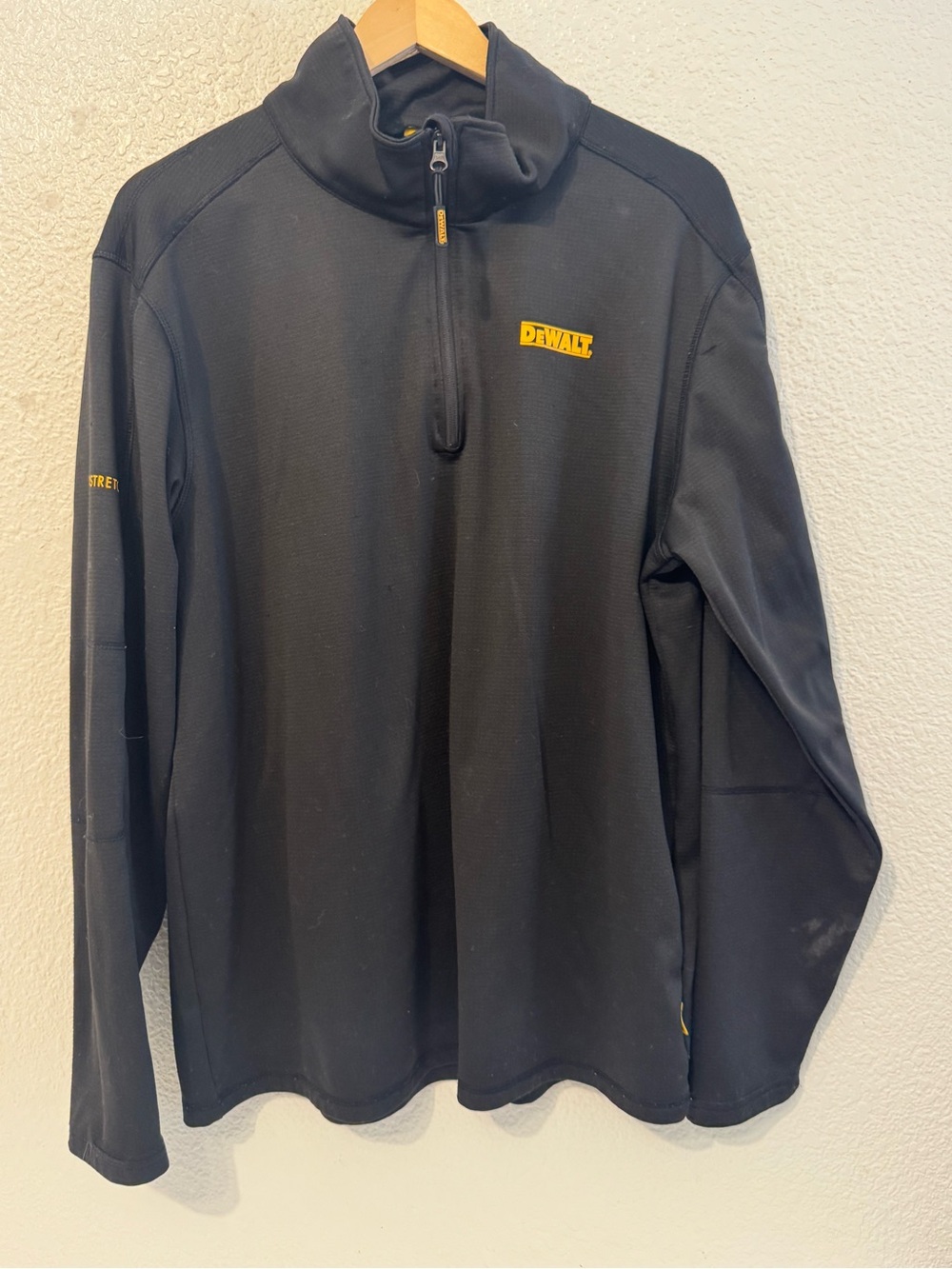 Men's Black Quarter-Zip Pullover Jacket